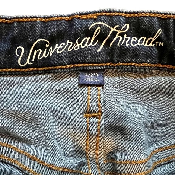 Universal Thread High Rise Skinny Dark Wash Blue Jeans Women's Size 4/27R - Picture 3 of 7